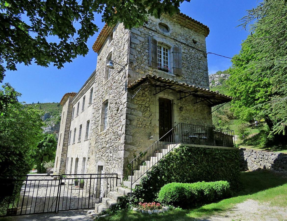 Chateau De Montfroc Bed & Breakfast Exterior photo